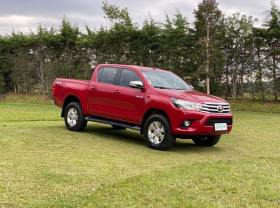 Toyota Hilux CD SRV 4x4 2.8 TDI Diesel Aut. 2017