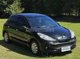 Peugeot 207 XR Sport 1.4 Flex 8V 5p 2011