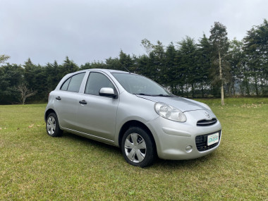 Nissan MARCH S 1.6 16V Flex Fuel 5p 2012
