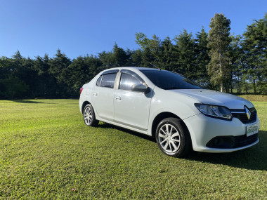 Renault LOGAN Authentique Hi-Flex 1.0 16V 4p 2015