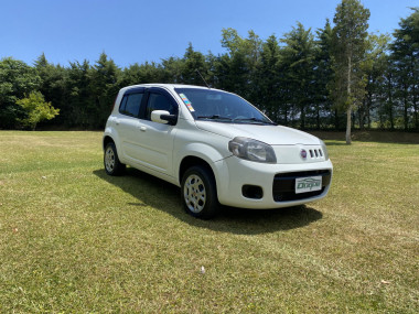 Fiat UNO VIVACE Celeb. 1.0 EVO F.Flex 8V 5p 2016