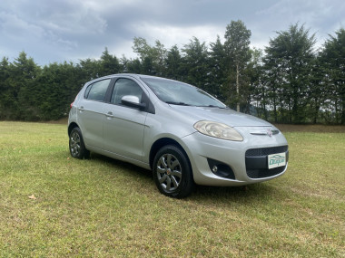 Fiat Palio ATTRACTIVE 1.0 EVO Fire Flex 8v 5p 2014