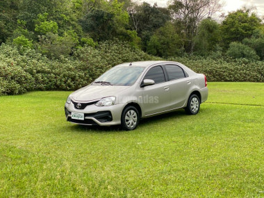 Toyota ETIOS XS Sedan1.5 Flex 16V 4p Mec. 2018