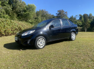 Ford Fiesta Sedan SE 1.6 8V Flex 4p 2014